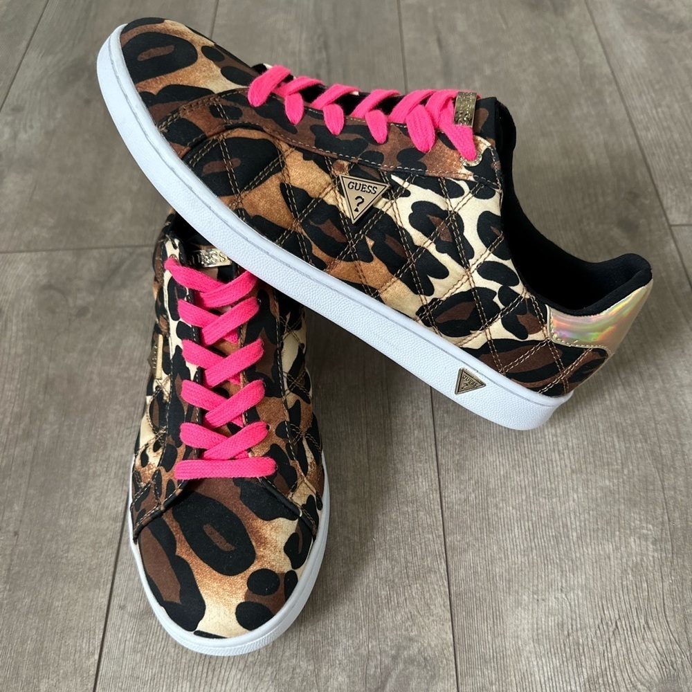 Guess Y2K Fashion Women’s Lace-up Retro Leopard Animal Print Sneakers size 8.5
